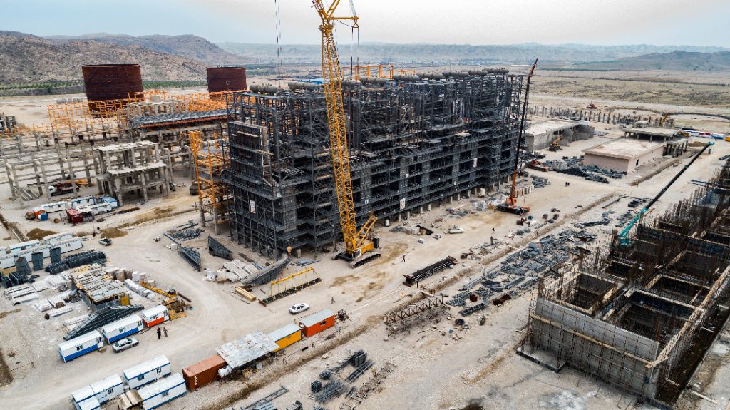 Construction of Gachsaran olefin petrochemical plant in 98-99